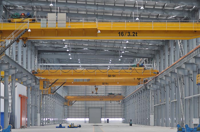 QD型通用電動吊鉤橋式起重機.jpg